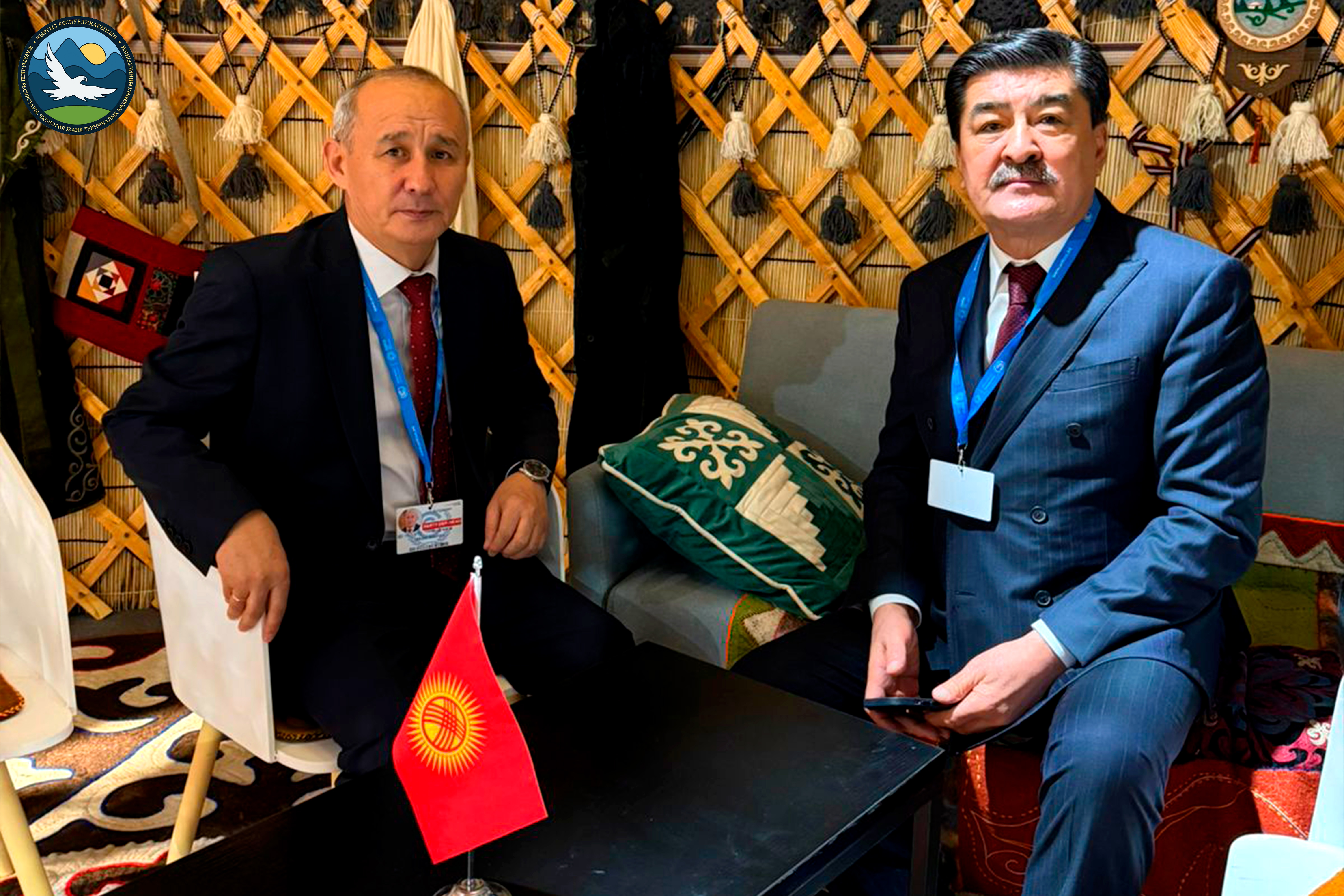 Кыргыз Республикасынын Жаратылыш ресурстары, экология жана техникалык көзөмөл министри Медер Машиев Бакуда СОР-29 форумунда Казакстан Республикасынын Экология жана жаратылыш ресурстары министри Ерлан Нысанбаев менен жолугушту