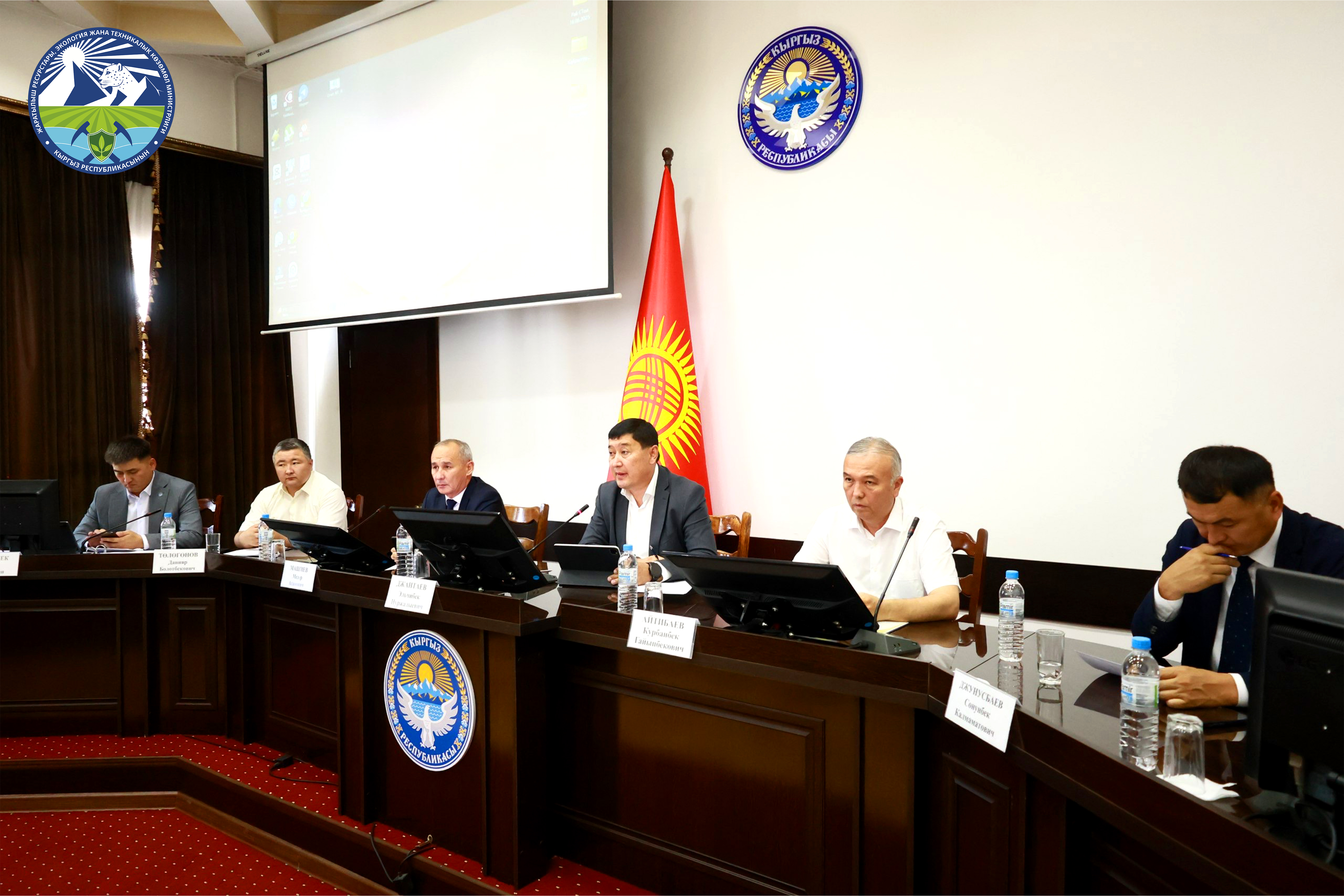 Министр М.А. Машиев провел выездное заседание Межведомственной комиссии в городе Ош и ознакомился с деятельностью региональных подразделений