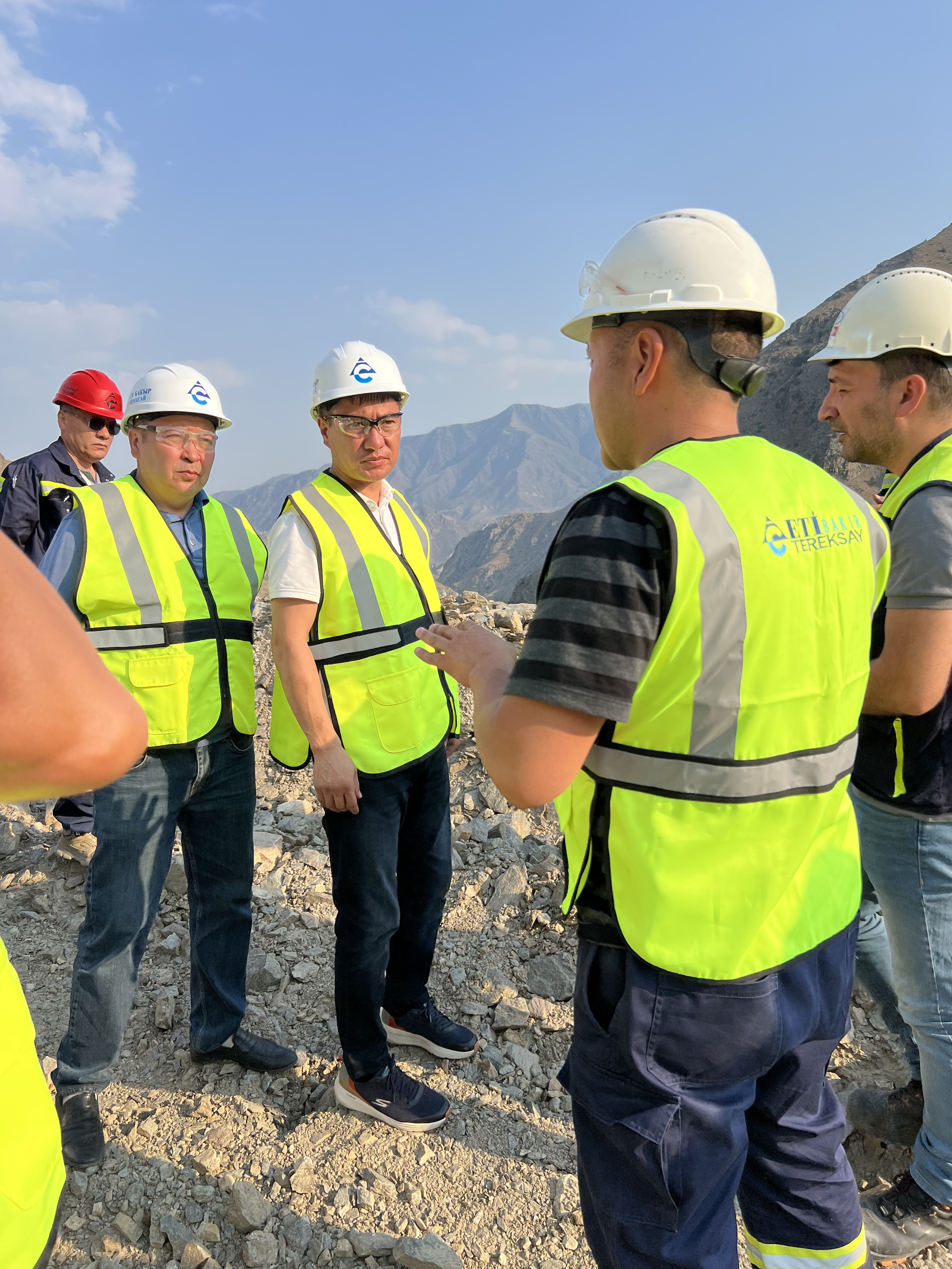 Минприроды КР усиливает контроль над недропользованием: посещение  рудника Тереккан