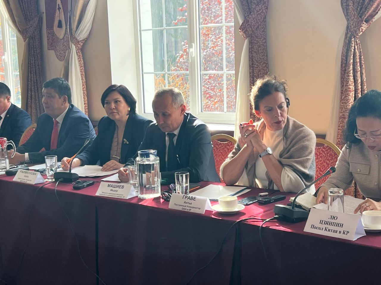 В Бишкеке стартовал многосторонний диалог “Борьба с транспортным загрязнением воздуха в Кыргызстане: к чистому воздуху в городах круглый год” мероприятие открыл министр природных ресурсов, экологии и технического надзора М.Машиев.