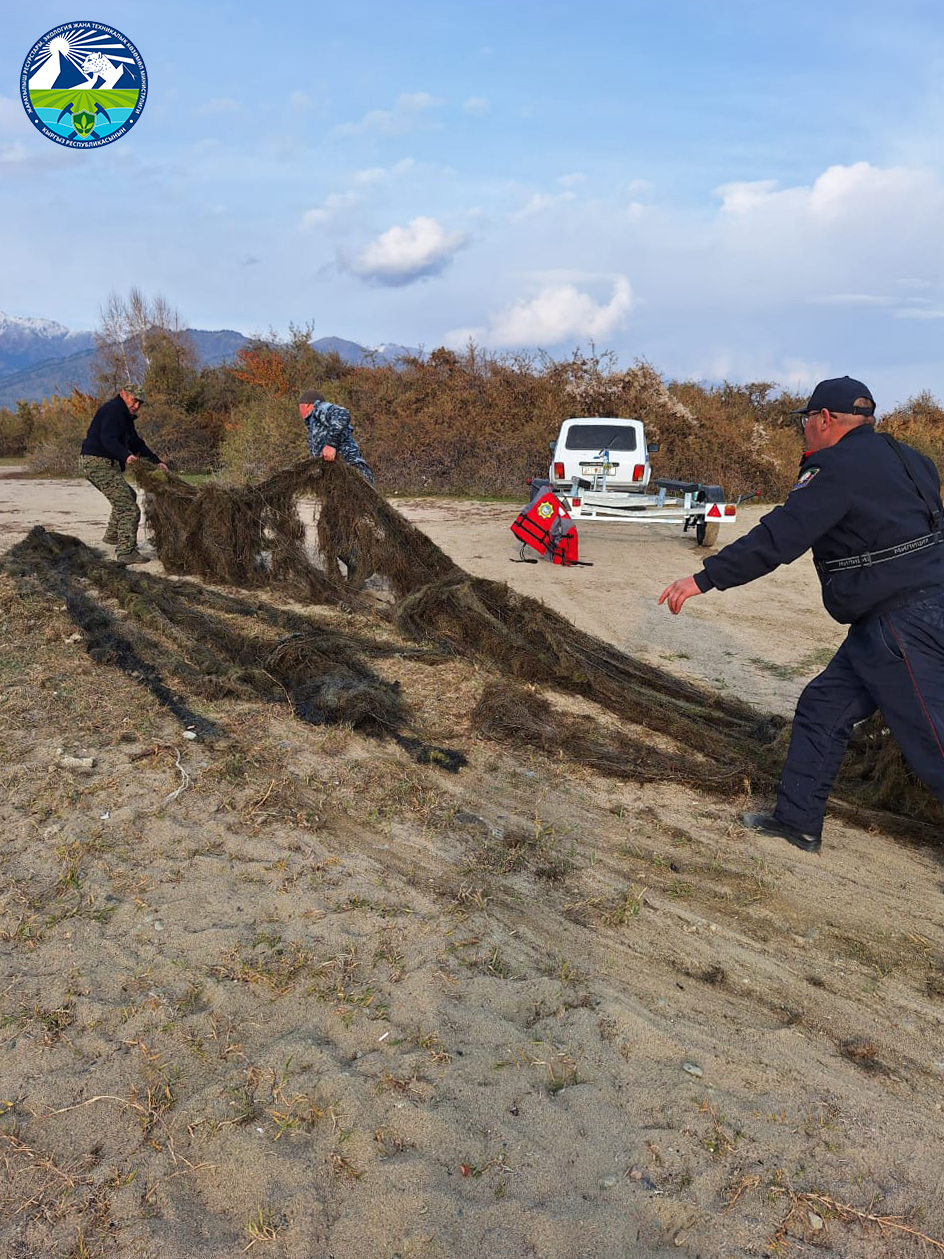 На Ысык-Куле изъяты незаконно установленные синтетические сети