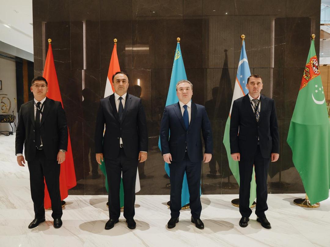 Кыргыз геология кызматы Астанадагы эл аралык форумда өлкөнүн атынан катышты