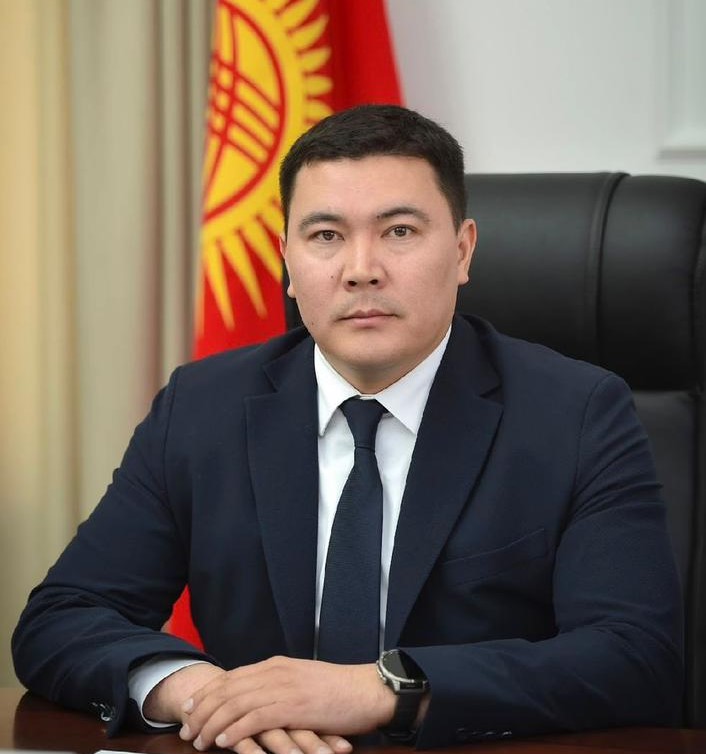 Уважаемые работники и ветераны лесной отрасли! От всей души поздравляю Вас с профессиональным праздником — Днём работников леса!