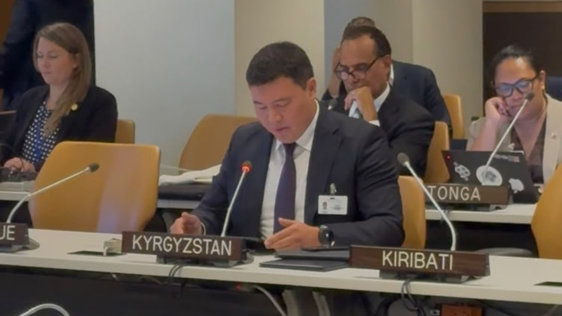 23 сентября 2026 года Министр природных ресурсов, экологии и технического надзора Кыргызской Республики Акыл Токтобаев принял участие в Четвертом совещании лидеров Climate Vulnerable Forum (CVF), состоявшемся в рамках 81-й сессии Генеральной Ассамблеи ООН в Нью-Йорке.