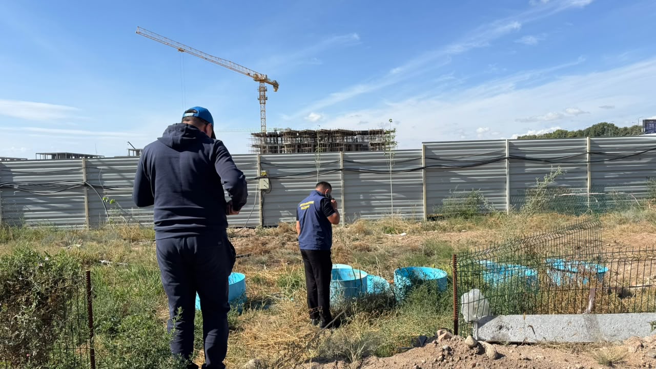 В селе Тамчы выявлено нарушение экологических требований на строительном объекте, на компанию наложен штраф в размере 28 тысяч сомов