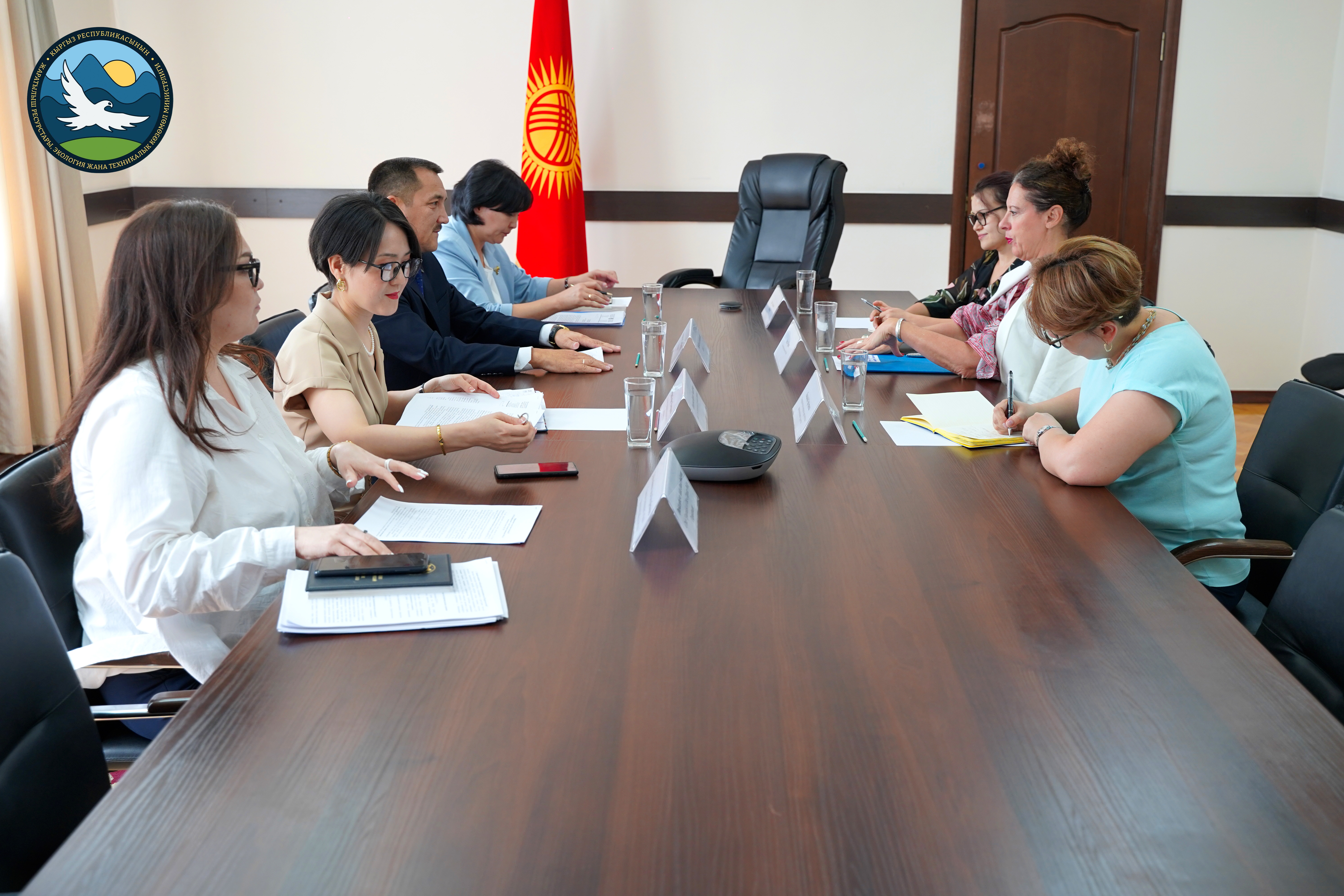 Министрдин милдетин аткаруучу А.Сапаралиев БУУнун Кыргыз Республикасындагы Туруктуу координатору Антье Грейв айым менен жолугушту